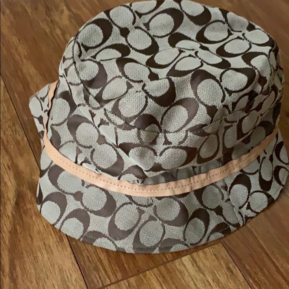 Women’s coach bucket hat